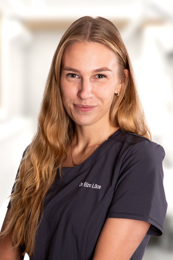 Dr.Elza Lāce - Sertificēta Zobārste